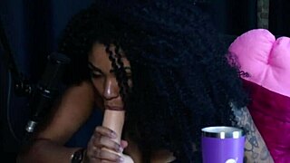 wanna see sara ventur's tits and blowjob before her fisting fun?