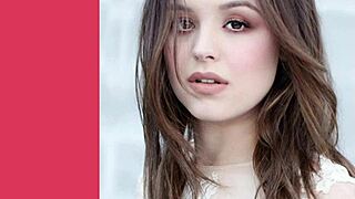 Naive Hayley Attractive Jerk-Off Challenge