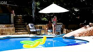I crave Emma Haize's poolside deepthroat on that huge cock POV