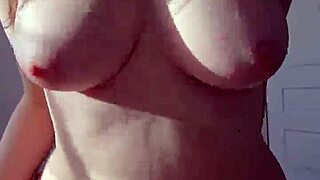 Curvy girlfriend rides cowgirl passionately leaking creampie cum after