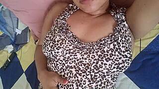 Hot babe moans squirting wildly on bed 💦🔥