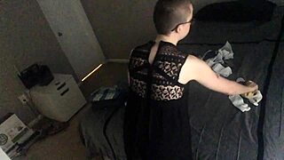 i'm spying on bald girl folding laundry ignoring me so hot