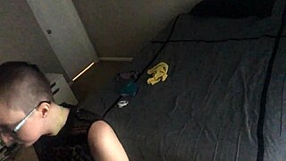 i'm spying on bald girl folding laundry ignoring me so hot