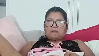 Jarochita's mature solo dildo play hides naughty secrets