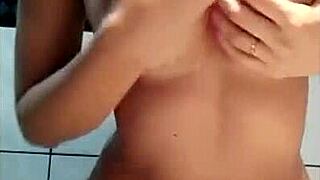 Hey, wanna see her bouncing tits in the shower?
