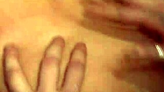 stacey saran and kiesha kane lingerie babes share threesome fun