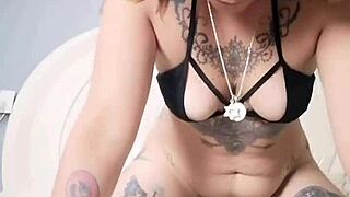 danabarzagli reminiscing about those steamy solo squirt sessions with her sexy latina ass