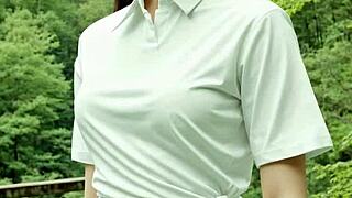 standing in lacy underwear on a forest bridge feels so thrilling 😏