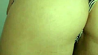 she fingers herself while twerking ass on video call