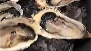 First date gets super steamy turning into wild mutual masturbation and squirting! 😏💦🔥