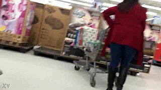 check out this candid babe shopping unaware on cam