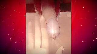 ladies masturbate to this teasing 8-inch uncut monster cock beauty 😘🍆💦