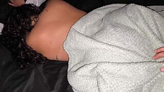 curvy big ass amateur flashes lingerie cameltoe begging nighttime pounding