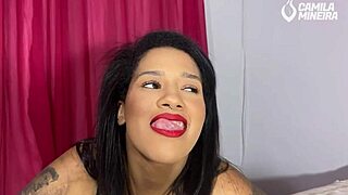 this curvy homemade babe guides your jerk off in english and portuguese