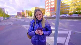 blonde flashes ass masturbates with dildo in taxi