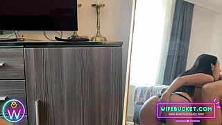 nextdoor milf from wifebucket MIRROR blowjob by amateur homemade couple