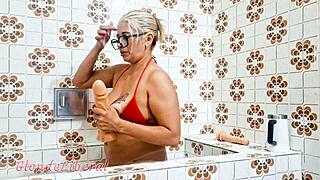 wanna see this dildo deep in pussy then pissing?