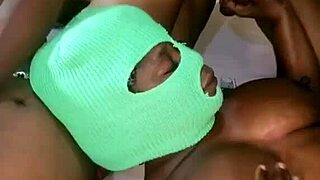 friends crashing over for steamy ffm squirt fest! 🔥👯‍♀️💦