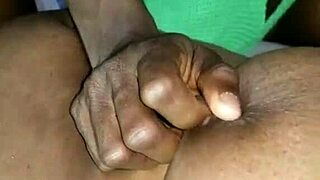 friends crashing over for steamy ffm squirt fest! 🔥👯‍♀️💦