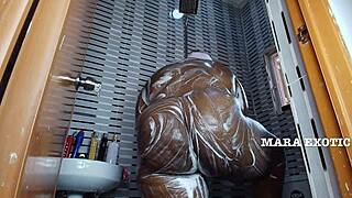 thick ebony mara exotic shakes onion booty in steamy shower full video homemade wet fun