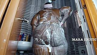 thick ebony mara exotic shakes onion booty in steamy shower full video homemade wet fun