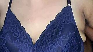 hey do you like my big chubby boobs and wet hairy pussy? 🍈🍈😉