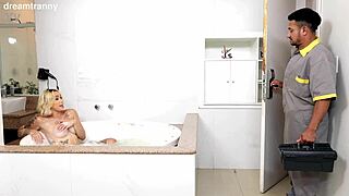 Manuela Mattias Tgirl takes bareback pounding and creampie in bathtub