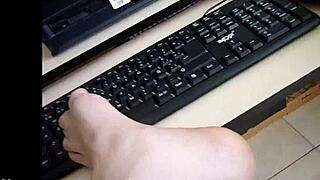 sexy feet tease keyboard and mouse fetish play
