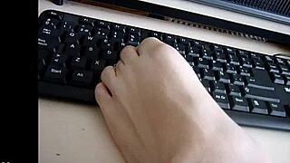 sexy feet tease keyboard and mouse fetish play