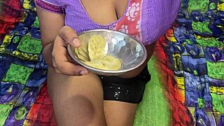 feeding my desi indian gf momos then fingering her to squirt in oyo room