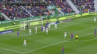 Elche CF Falls 1-2 to FC Barcelona