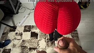 Huge Cumshot Covers Athletic Stepsister's Ass In Tight Bra Leggings