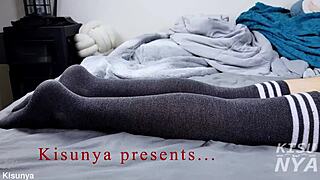 day 7 and i'm in heat for anal fingering and sloppy spooning