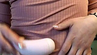 she rides womanizer to explosive orgasm bliss
