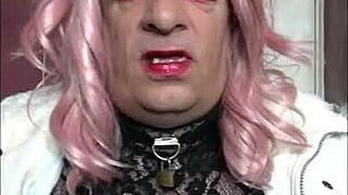 Crossdresser in Heels Offers Deepthroat Anal and Toys