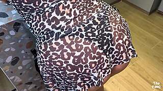 i love grabbing and spanking this milf's huge sexy ass right