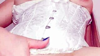 mexican latina milf's giant cameltoe masturbation drips wet for viewers
