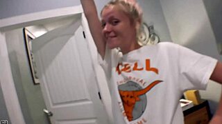 ohh ginger luna parish n blonde sassy lickin rubbin theyr twats so hot