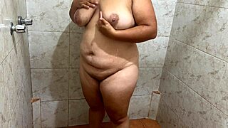 Yes! Bath bliss after deep anus fuck thrill!