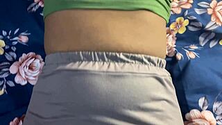 desi indian aunty full masti pela peli