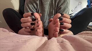 Artemisia Love Enjoys Feet And Hands