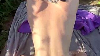 get that creampie right on the beach now