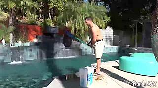 Melissa Moore Has Huge Crush On Her Stepdad
