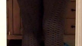 Wife shows off her ass in tight leggings at home