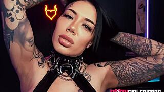 Alluring inked goth lacey jayne gets pussy pounding