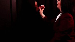 student sucks cock at the gloryhole for first time