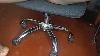 African women enjoy intense squirting session