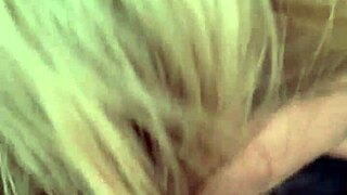 Real hooker gives head in the backseat of a car and lets him cum in her mouth