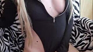 mistress elza kom hot ledi