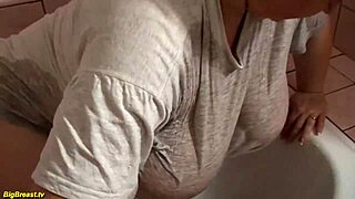 Raw extreme bbw shows massive boobs bouncing outdoors